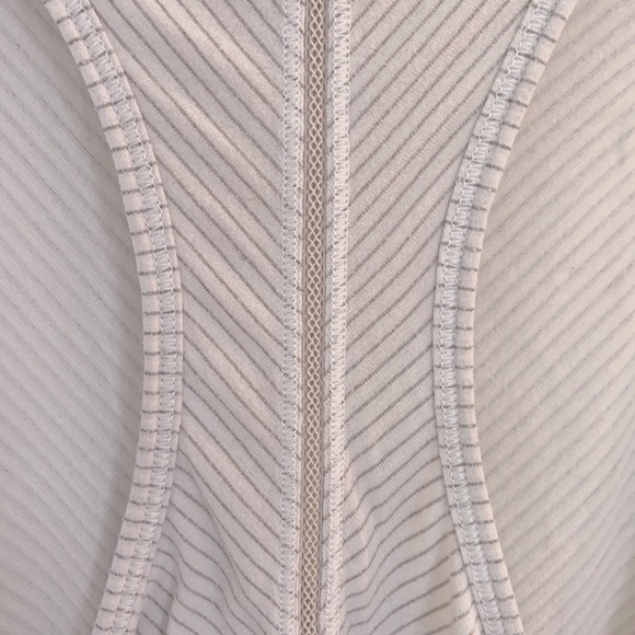 Lulu lemon tank top - Picture 4 of 4